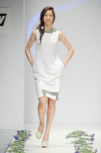 20100406 Russian Fashion Week. Благотворительный показ «Все, что возможно». Фотография Александра Азарова, агентство «Артефакт»