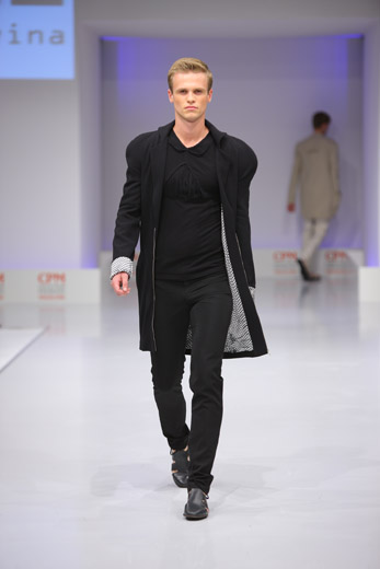 20100914 Проказы коллекций проекта Designerpool в рамках Collection Premiere Moscow. Фотографии предоставлены организаторами.