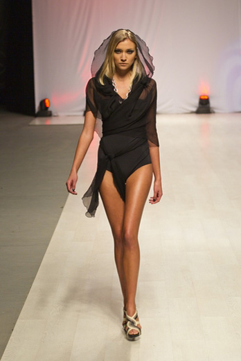 20101029 Lviv Fashiom Week, показ бренда La germaine, фотографии предоставлены организаторами мероприятия.