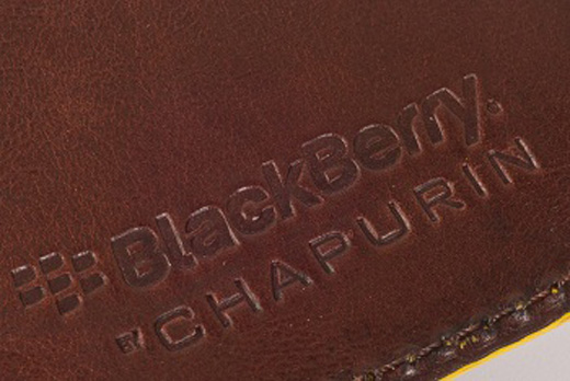 20110419 Игорь Чапурин, серия аксессуаров для модели смартфона BlackBerry® Torch™ 9800. Фотография предоставлена модным домом.