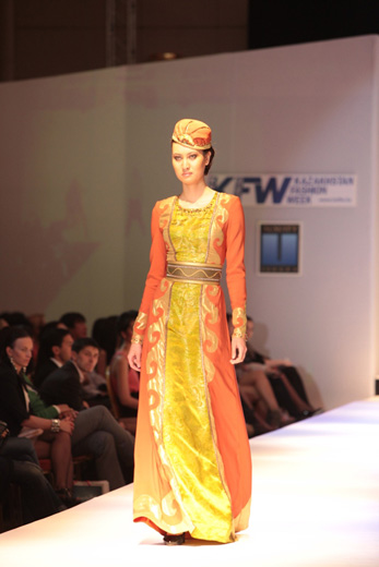 20110431, Kazakhstan Fashion Week, коллекция «Ханшайым» («Принцесса») бренда Jado (Казахстан). Фотография предоставлена организаторами KFW.