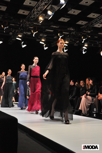 20110401 Mercedes-Benz fashion week Russia. Показ коллекции Viva Vox (сезон осень-зима 2011/2012). Фотография Андрея Ревенко, ИА «РИА МОДА».2