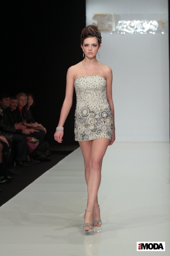 20110411 Mercedes-Benz Fashion Week Russia, Дом моды «Элеонор», коллекция сезона осень-зима 2011/12. Фотография Натальи Лапиной, ИА «РИА МОДА».