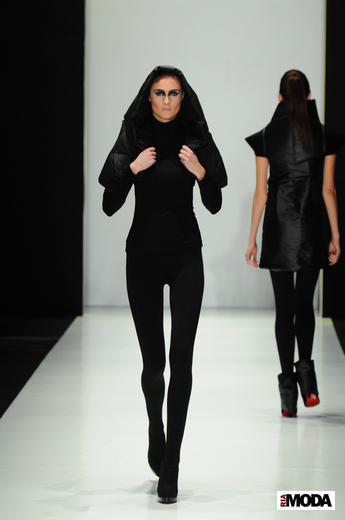 20110411 Mercedes-Benz Fashion Week Russia, показ коллекций дизайнеров-участников конкурса «Русский силуэт». Фотография Андрея Ревенко, ИА «РИА МОДА».