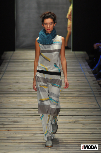 20110412 Mercedes-Benz Fashion Week Russia, Юлия Николаева, коллекция сезона осень-зима 2011-2012 Hard Romantic. Фотография Андрея Ревенко, ИА «РИА МОДА».