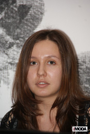 20110601 Круглый стол «Art и Craft как глобальный тренд в современном дизайне». Анна Комиссарова, журналист, выпускающий редактор Fashion Report. Фотография Валентины Кузнецовой, ИА «РИА МОДА».