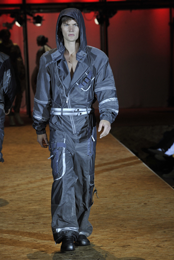 20100610 Graduate Fashion Week. Фотография предоставлена Любовью Рубенян, дипломным руководителем дизайнеров, принимавших участие в мероприятии.