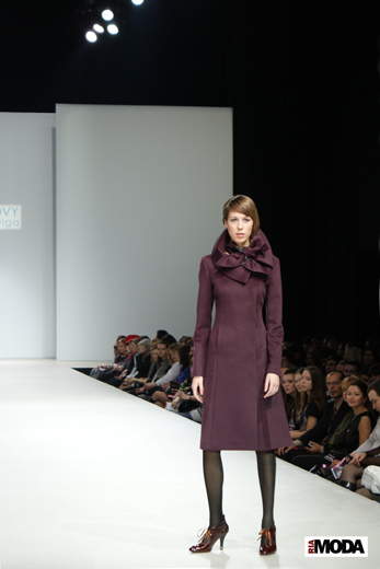 20100322 Volvo – Неделя моды в Москве. Показ коллекции Anastasia&Olga Kalashnikovy «Она» (сезон осень-зима 2010/2011). Фотография Валентины Кузнецовой, ИА «РИА МОДА».