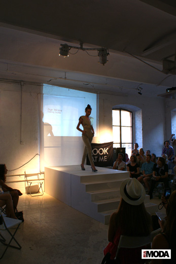 20100625 Young Fashion Design Award. Коллекция Зои Смирновой. Фотография Валентины Кузнецовой, ИА «РИА МОДА».
