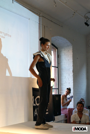 20100625 Young Fashion Design Award. Коллекция Софьи Чернышовой. Фотография Валентины Кузнецовой, ИА «РИА МОДА».