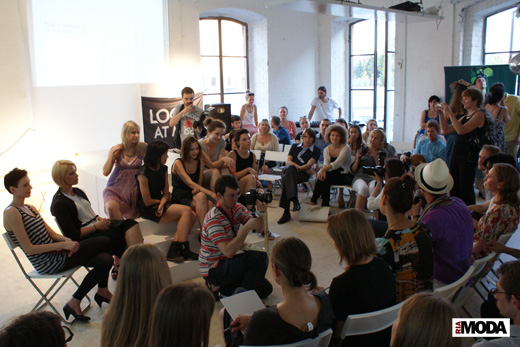 20100625 Young Fashion Design Award. Участники конкурса. Фотография Валентины Кузнецовой, ИА «РИА МОДА».
