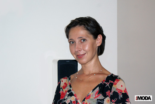20100722 Мастер-класс Летней школы fashion-журналистики. Ирина Каримова, FashionEducation.ru. Фотография Валентины Кузнецовой, ИА «РИА МОДА».