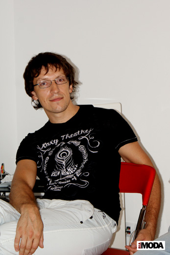 20100722 Мастер-класс Летней школы fashion-журналистики. Евгений Малышев, главный редактор FashionGuide. Фотография Валентины Кузнецовой, ИА «РИА МОДА».