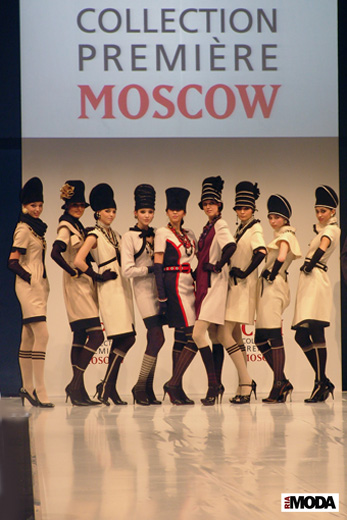 20100225 CPM. Показ коллекций Вячеслава Зайцева. Фотография Оксаны Улановой, ИА «РИА МОДА».