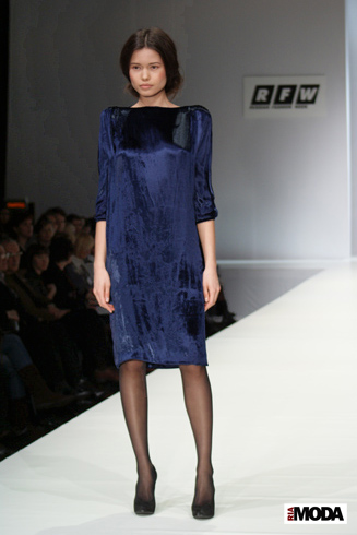 20100403 Russian Fashion Week. Показ коллекции Елены Цокаленко (сезон осень-зима 2010/2011). Фотография Валентины Кузнецовой, ИА «РИА МОДА».
