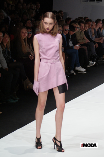 20100403 Russian Fashion Week. Показ коллекции VIVA VOX (сезон осень-зима 2010/2011). Фотография Ивана Бурняшева, ИА «РИА МОДА».