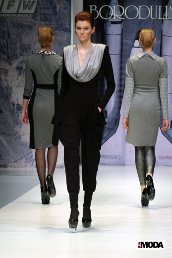 20100404 Russian Fashion Week. Показ коллекции Анны и Алексея Бородулиных «SOLYARIS» (сезон осень-зима 2010/2011). Фотография Валентины Кузнецовой, ИА «РИА МОДА».
