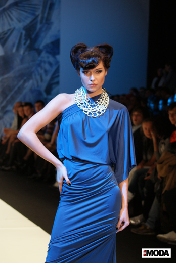 20100405 Russian Fashion Week. Показ коллекции Анны Ивановой (сезон осень-зима 2010/2011). Фотография Валентины Кузнецовой, ИА «РИА МОДА».