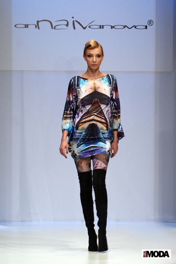 20100405 Russian Fashion Week. Показ коллекции Анны Ивановой (сезон осень-зима 2010/2011). Фотография Валентины Кузнецовой, ИА «РИА МОДА».