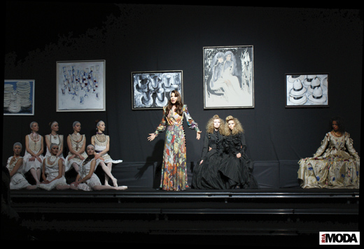 20100405 Russian Fashion Week. Показ коллекции Татьяны Парфеновой (сезон осень-зима 2010/2011). Фотография Валентины Кузнецовой, ИА «РИА МОДА».