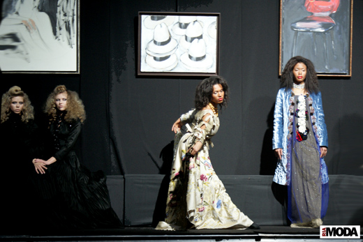 20100405 Russian Fashion Week. Показ коллекции Татьяны Парфеновой (сезон осень-зима 2010/2011). Фотография Валентины Кузнецовой, ИА «РИА МОДА».