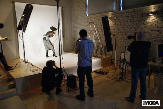 20100410 Фотостудия Михаила Королева. Съемка проекта КОКОН – COOCON. Фотография Александра Кузнецова, ИА «РИА МОДА».