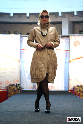 20100515 Губернский стиль, Воронеж. Коллекция «Следуя за неизбежностью» Анастасии Кондаковой. Фотография Валентины Кузнецовой, ИА «РИА МОДА».