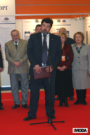 20100216 Открытие ярмарок Рослегпрома.  Олег Кащеев, зам. директора Департамента лесной и легкой промышленности Минпромторга РФ. Фотография Валентины Кузнецовой, ИА «РИА МОДА».