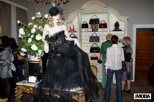 20100526 Открытие представительства Дома моды Valentin Yudashkin – дом Сумарокова. Фотография Валентины Кузнецовой, ИА «РИА МОДА» 
