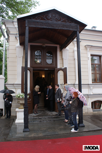 20100526 Открытие представительства Дома моды Valentin Yudashkin – дом Сумарокова. Фотография Валентины Кузнецовой, ИА «РИА МОДА»