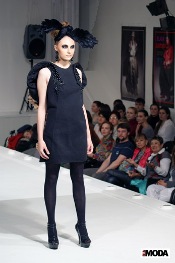 20100528 XVII конкурс профессиональных модельеров им. Ламановой. Татьяна Чекиш, коллекция «Лакрица». Фотография Валентины Кузнецовой, ИА «РИА МОДА».