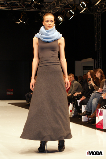 20100224 XIV CPM. Показ Лены Карнауховой. Фотография Валентины Кузнецовой, ИА «РИА МОДА»