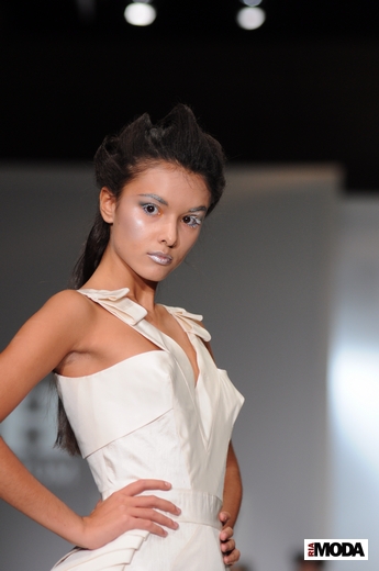 20101019 «Лаборатория 13», проект Славы Зайцева, RFW. Фотография Андрея Ревенко, ИА «РИА МОДА».