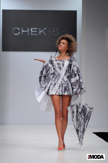 20101019 Татьяна Чекиш, RFW, коллекция сезона весна-лето 2011. Фотография Андрея Ревенко, ИА «РИА МОДА».