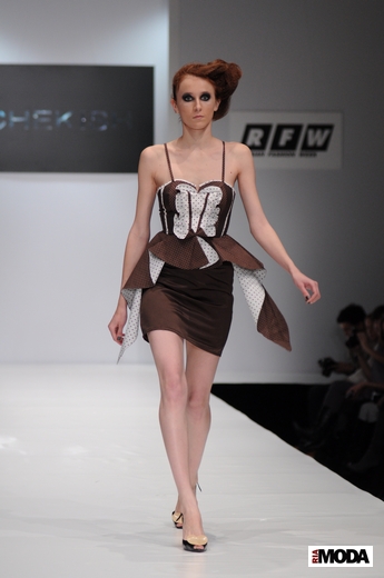 20101019 Татьяна Чекиш, RFW, коллекция сезона весна-лето 2011. Фотография Андрея Ревенко, ИА «РИА МОДА».