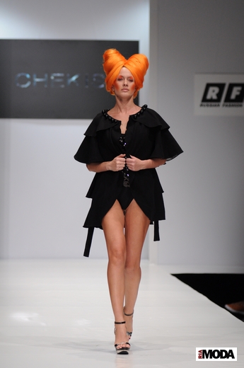 20101019 Татьяна Чекиш, RFW, коллекция сезона весна-лето 2011. Фотография Андрея Ревенко, ИА «РИА МОДА».