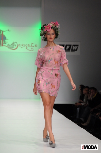 20101020, Ольга Русан, RFW. Коллекция весна-лето 2011Фотография Андрея Ревенко, ИА «РИА МОДА». 