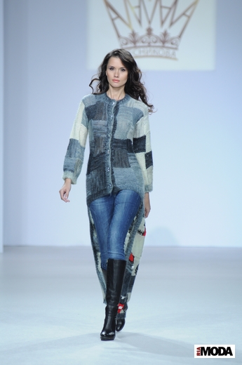 20101022 Анна Лесникова, Volvo-Неделя моды в Москве. Коллекция сезона весна-лето 2011. Фотографии Андрея Ревенко.