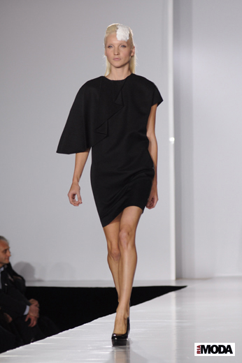 20101018 Даша Гаузер, коллекция сезона весна-лето 2010, RFW. Фотография Андрея Ревенко, ИА «РИА МОДА».
