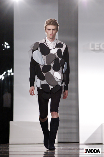 20100521 Aurora Fashion Week. Показ мужской коллекции Леонида Алексеева (Leonid Alexeev, сезон осень-зима 2010/2011). Фотография Андрея Ревенко, «РИА МОДА».