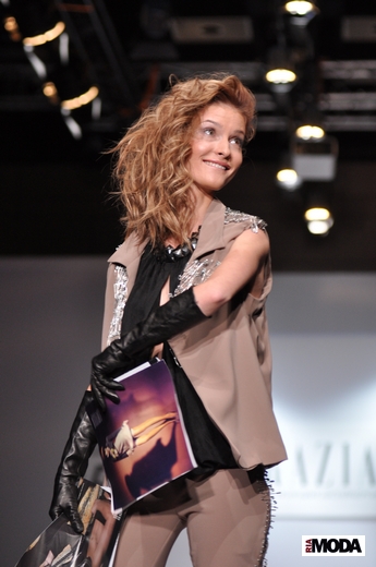 20101019 Еженедельник Grazia, итоги конкурса молодых дизайнеров, RFW. Деловой костюм и коктейльного платья. Фотография Андрея Ревенко, ИА «РИА МОДА».