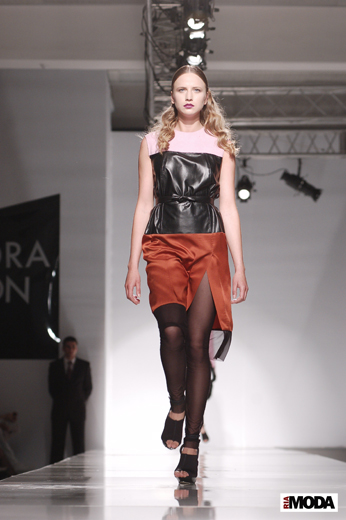 20100522 Aurora Fashion Week. Показ коллекции Viva Vox (сезон осень-зима 2010/2011). Фотография Андрея Ревенко, ИА «РИА МОДА».