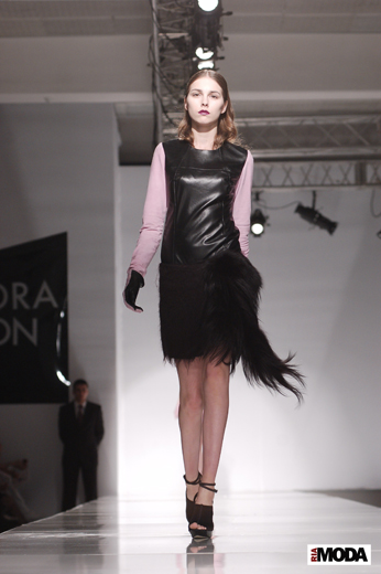 20100522 Aurora Fashion Week. Показ коллекции Viva Vox (сезон осень-зима 2010/2011). Фотография Андрея Ревенко, ИА «РИА МОДА».
