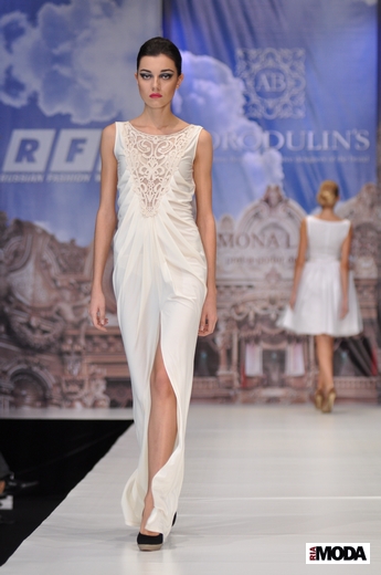 20101019 Анна и Алексей Бородулины, RFW, коллекция MONA LIZA, Рret-a-porter de-luxe , весна-лето 2011. Фотография Андрея Ревенко, ИА «РИА МОДА».