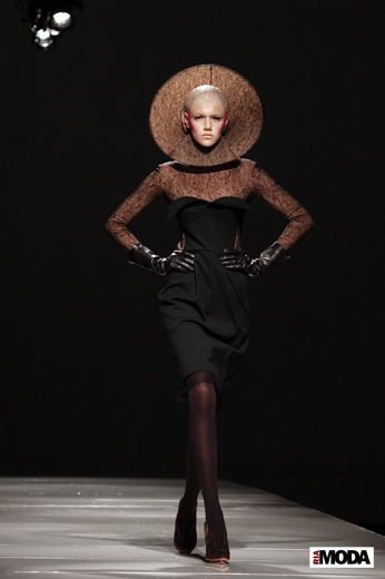 20100522 Aurora Fashion Week. Показ коллекции женских платьев Arsenicum (сезон осень-зима 2010/2011). Фотография Андрея Ревенко, ИА «РИА МОДА».
