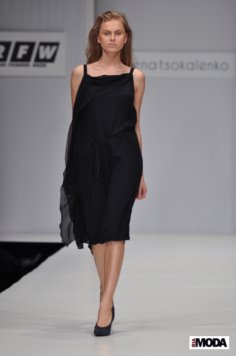 20101019 Елена Цокаленко, Russian Fashion Week, коллекция весна-лето 2011. Фотография Андрея Ревенко, ИА «РИА МОДА».