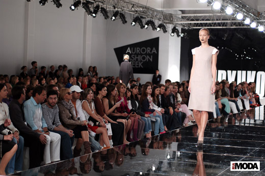 20100523 Aurora Fashion Week. Показ коллекции Олега Бирюкова. Фотография Андрея Ревенко, ИА «РИА МОДА».