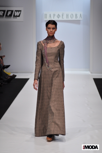 20101019 Татьяна Парфенова, Russian Fashion Week коллекция Pret-a-Porte класса люкс. Фотография Андрея Ревенко, ИА «РИА МОДА».