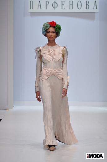 20101019 Татьяна Парфенова, Russian Fashion Week коллекция Pret-a-Porte класса люкс. Фотография Андрея Ревенко, ИА «РИА МОДА».