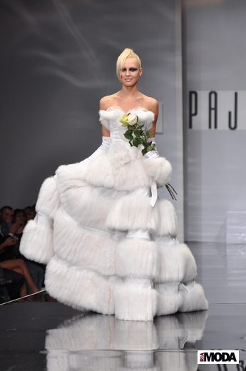 20101019 Бренд Pajaro, RFW, коллекция мехов весна-лето 2011. Фотография Андрея Ревенко, ИА «РИА МОДА».